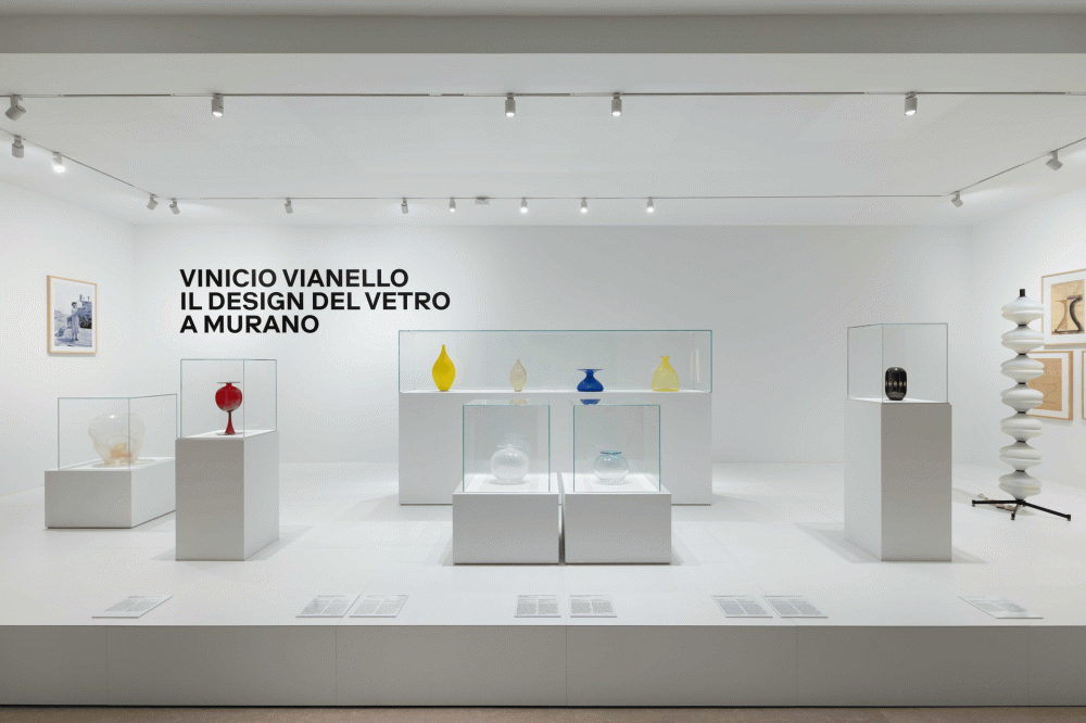 Vinicio Vianello — Il design del vetro a Murano in mostra alla Triennale di Milano