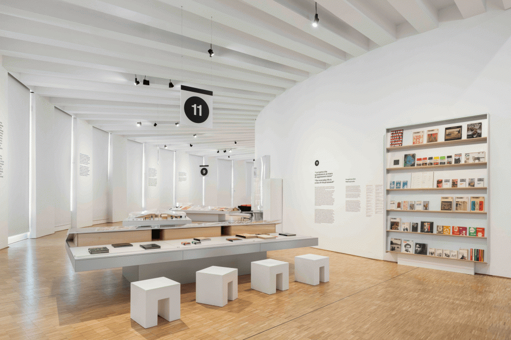 Lella e Massimo Vignelli alla Triennale con una grande retrospettiva sulla chiarezza del progetto