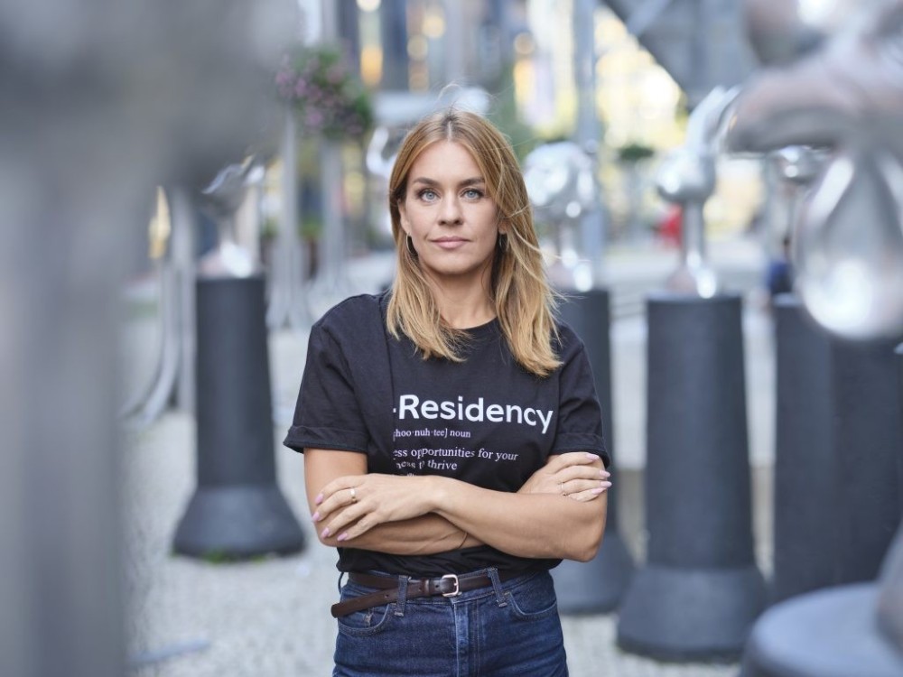 Quasi metà delle nuove startup estoni è legata all’e‑Residency: AI e difesa trainano capitali e talenti internazionali